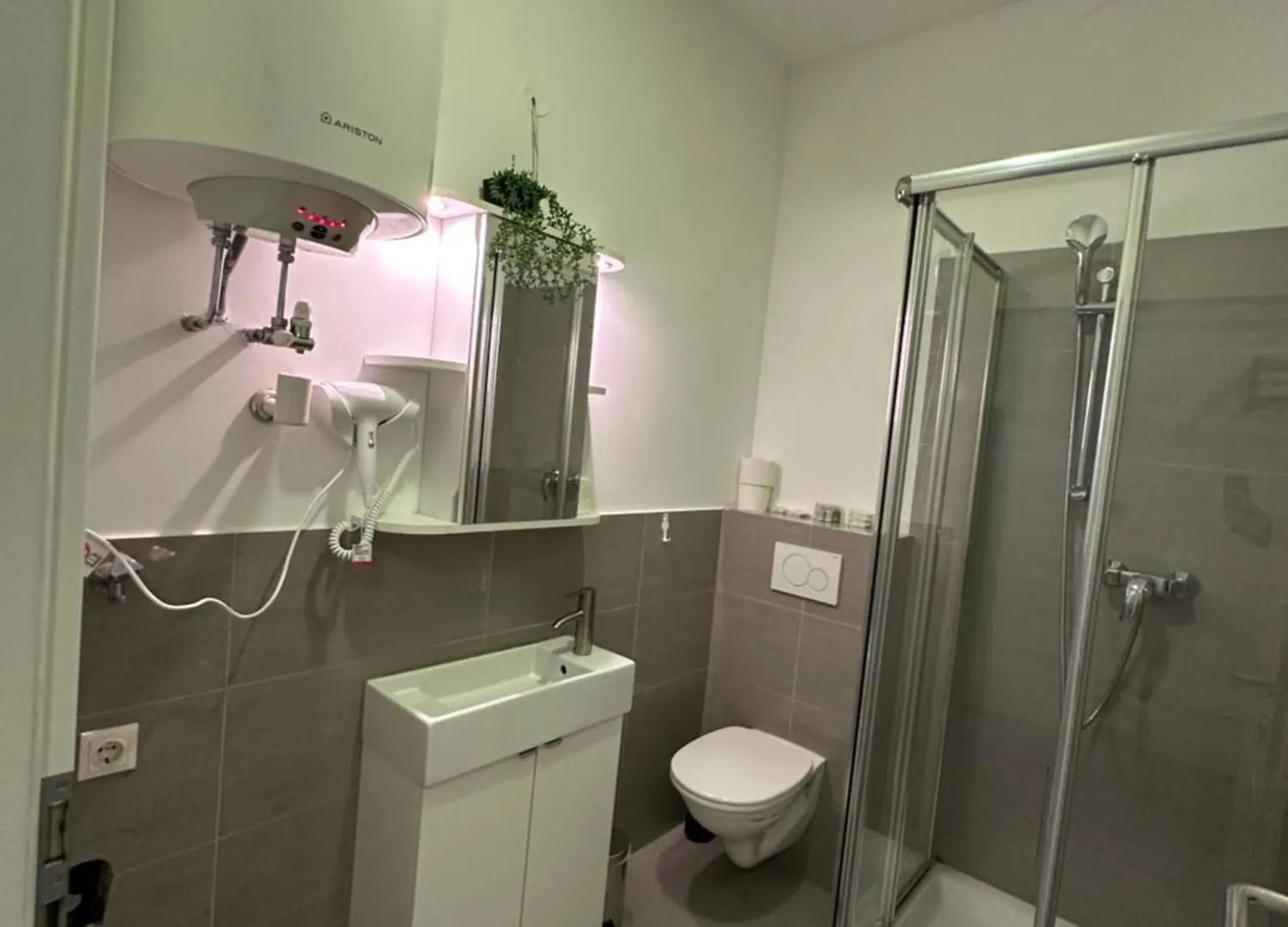 Cozy Three-Room Apartment 14 Vienna Austria